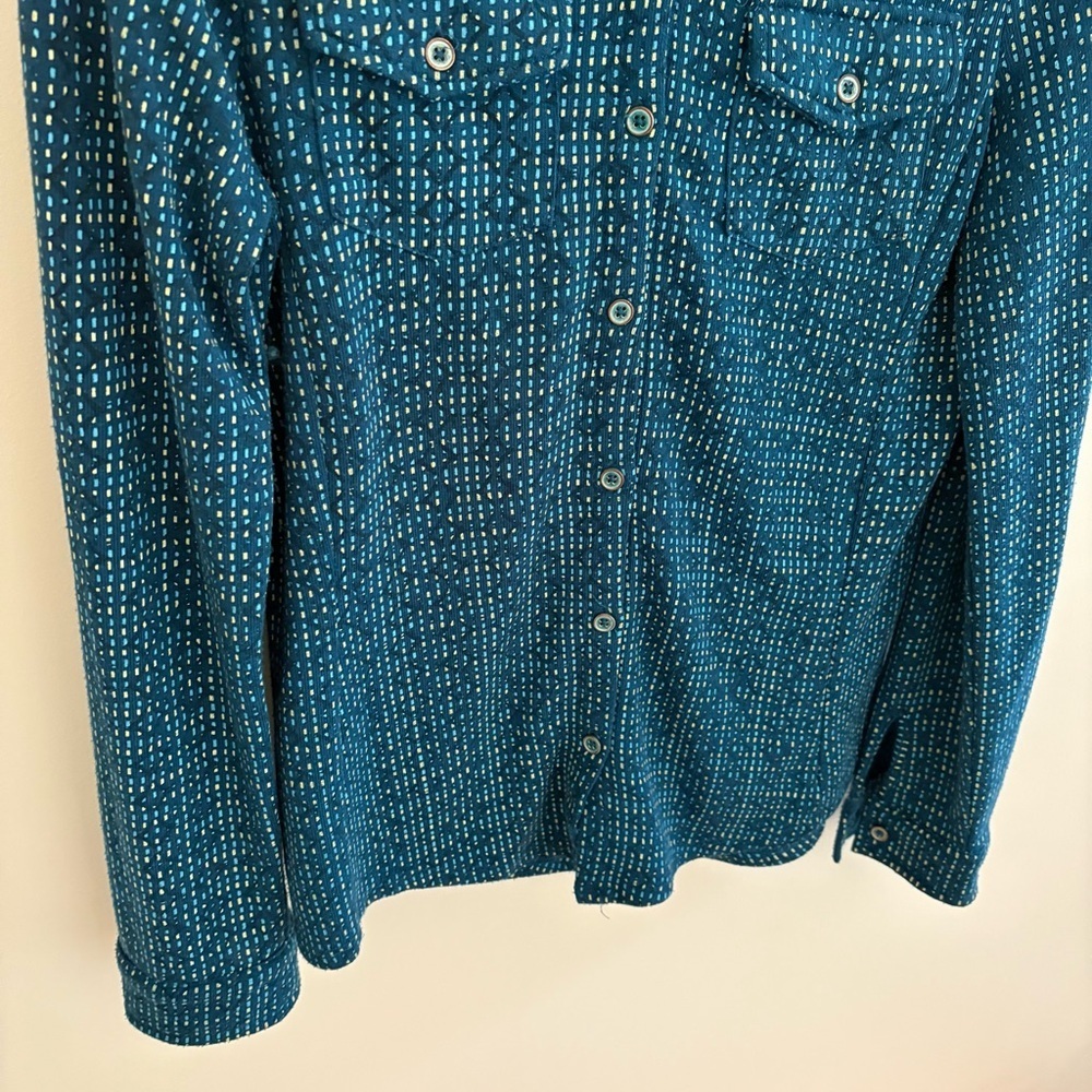 Carve Designs Long Sleeve Button Down - Picture 3 of 9